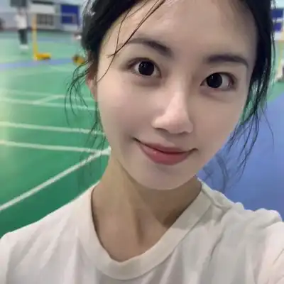 黄建